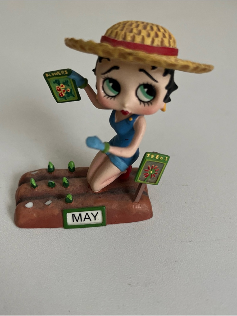 Danbury Mint Betty Boop Boopin Through the Years Perpetual Calendar May